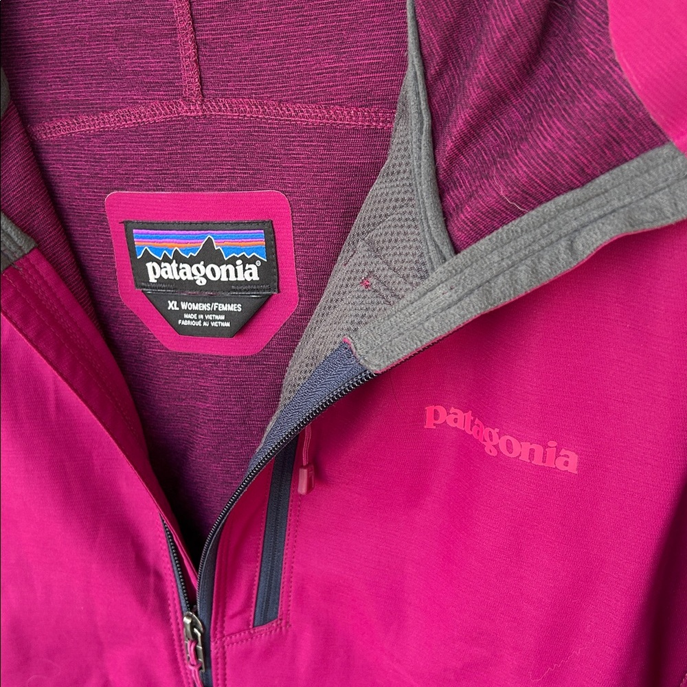 Patagonia Jacket - Picture 2 of 13